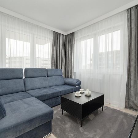 Luksusowy Apartament Z 3 Sypialniami, Klimatyzacja, Parkingiem I Biurkiem We Wroclawiu By Renters Prestige المظهر الخارجي الصورة