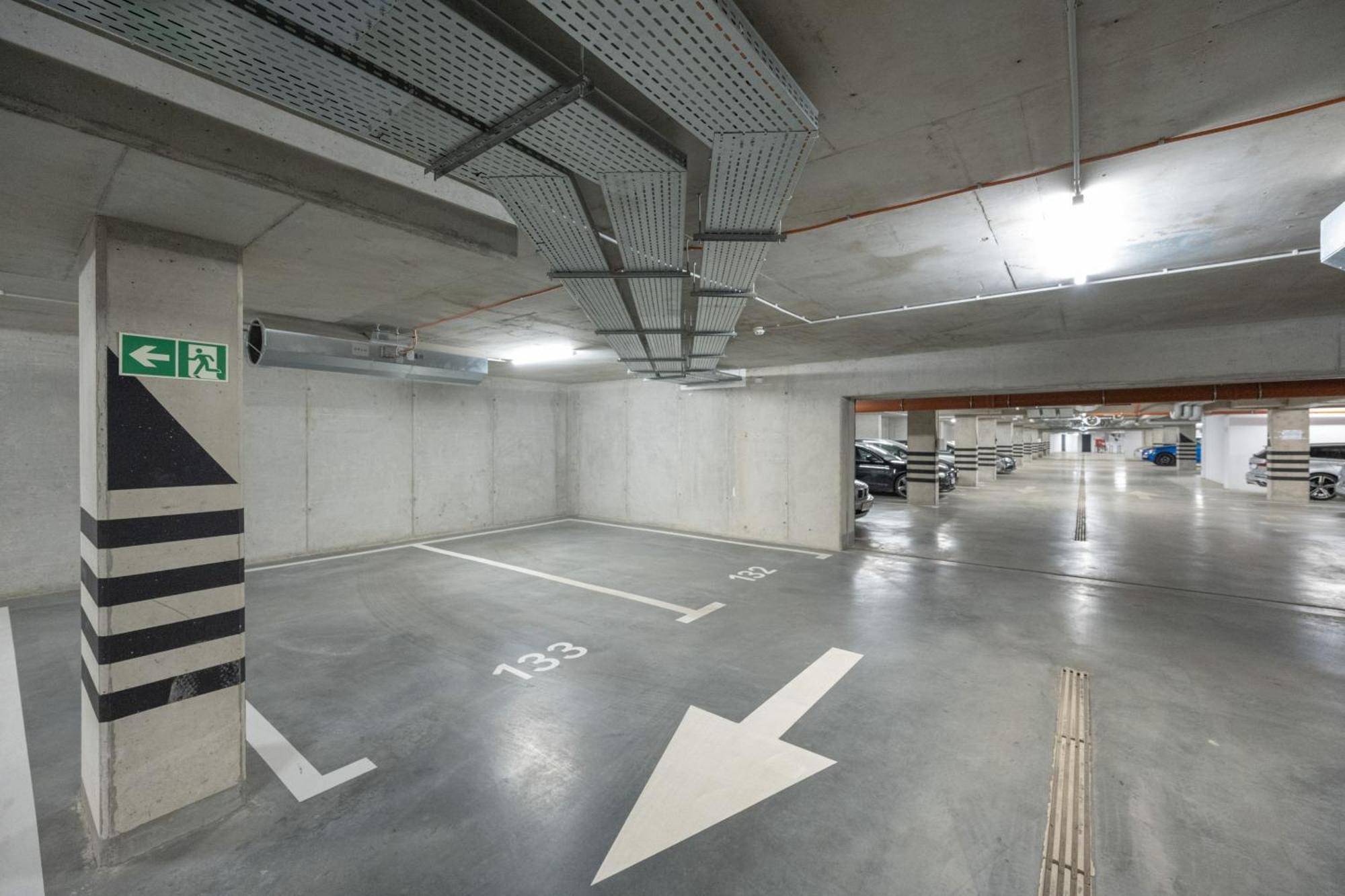 Luksusowy Apartament Z 3 Sypialniami, Klimatyzacja, Parkingiem I Biurkiem We Wroclawiu By Renters Prestige المظهر الخارجي الصورة